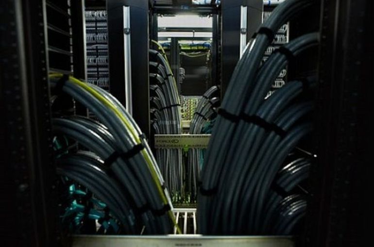 Facebook Serverski Poslužitelji